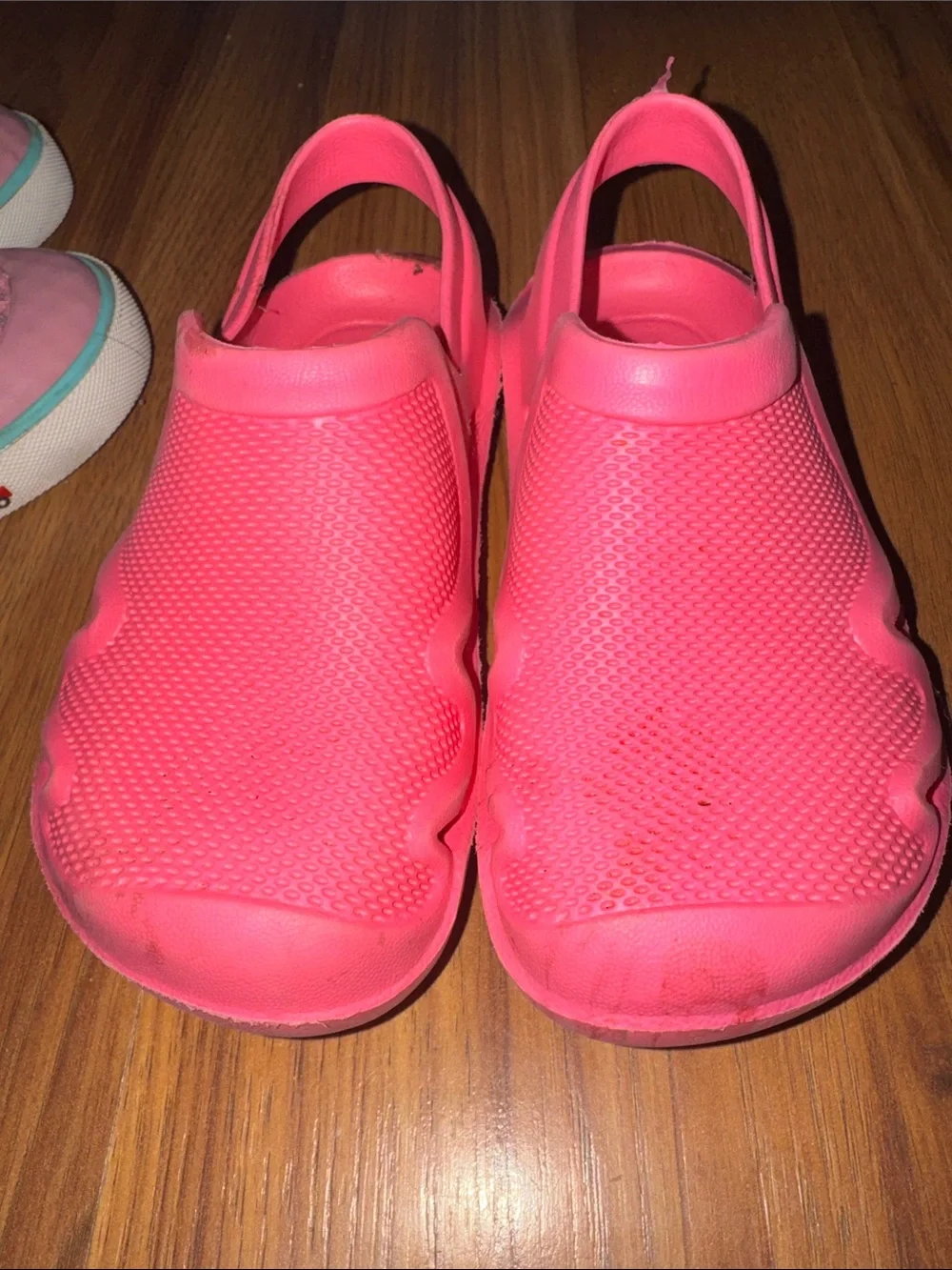 Bright Pink Kids Water Shoes and Mesh Sneaker Set. Girls 11, used & need a clean